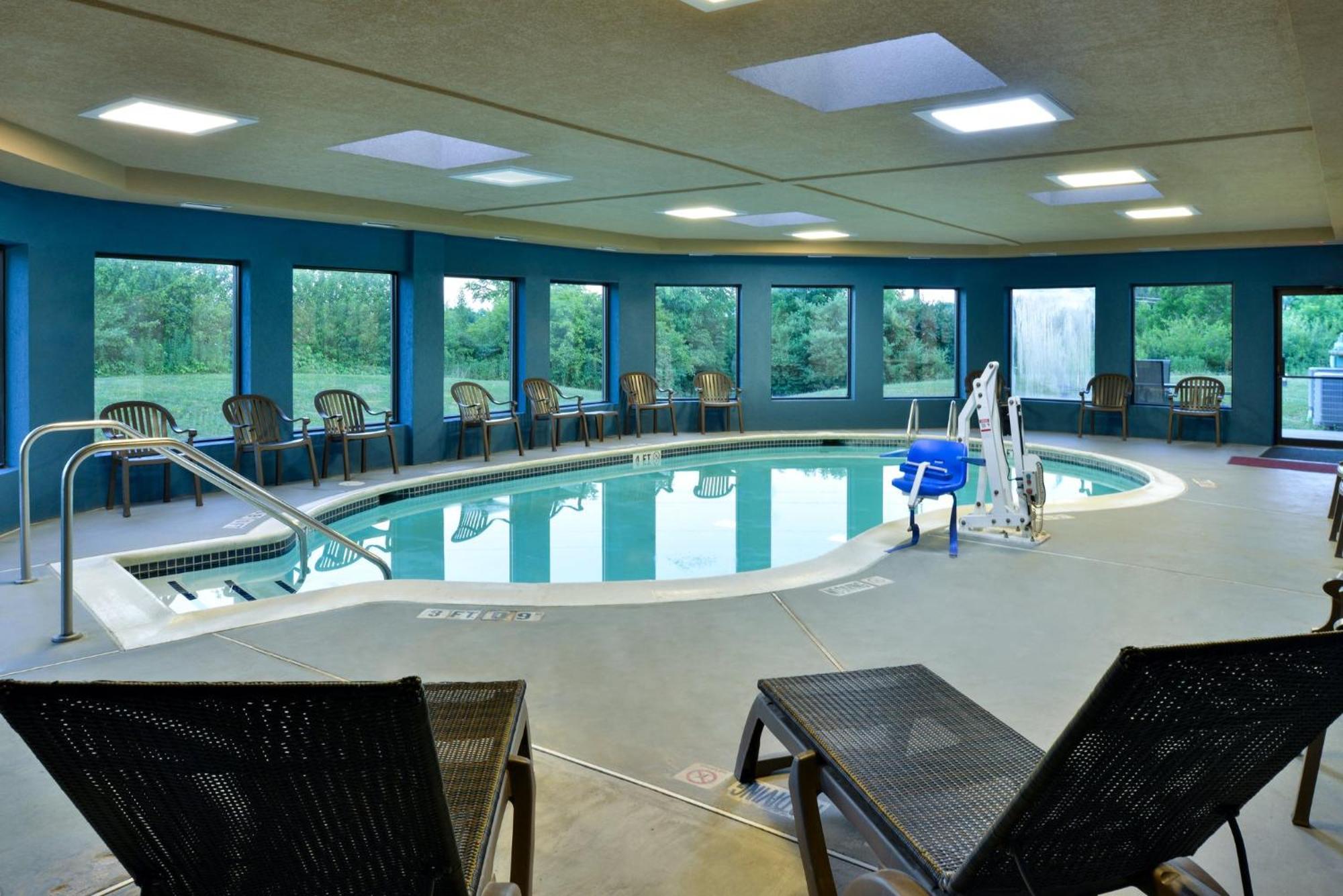 Holiday Inn Express Lewisburg - New Columbia By Ihg Eksteriør billede