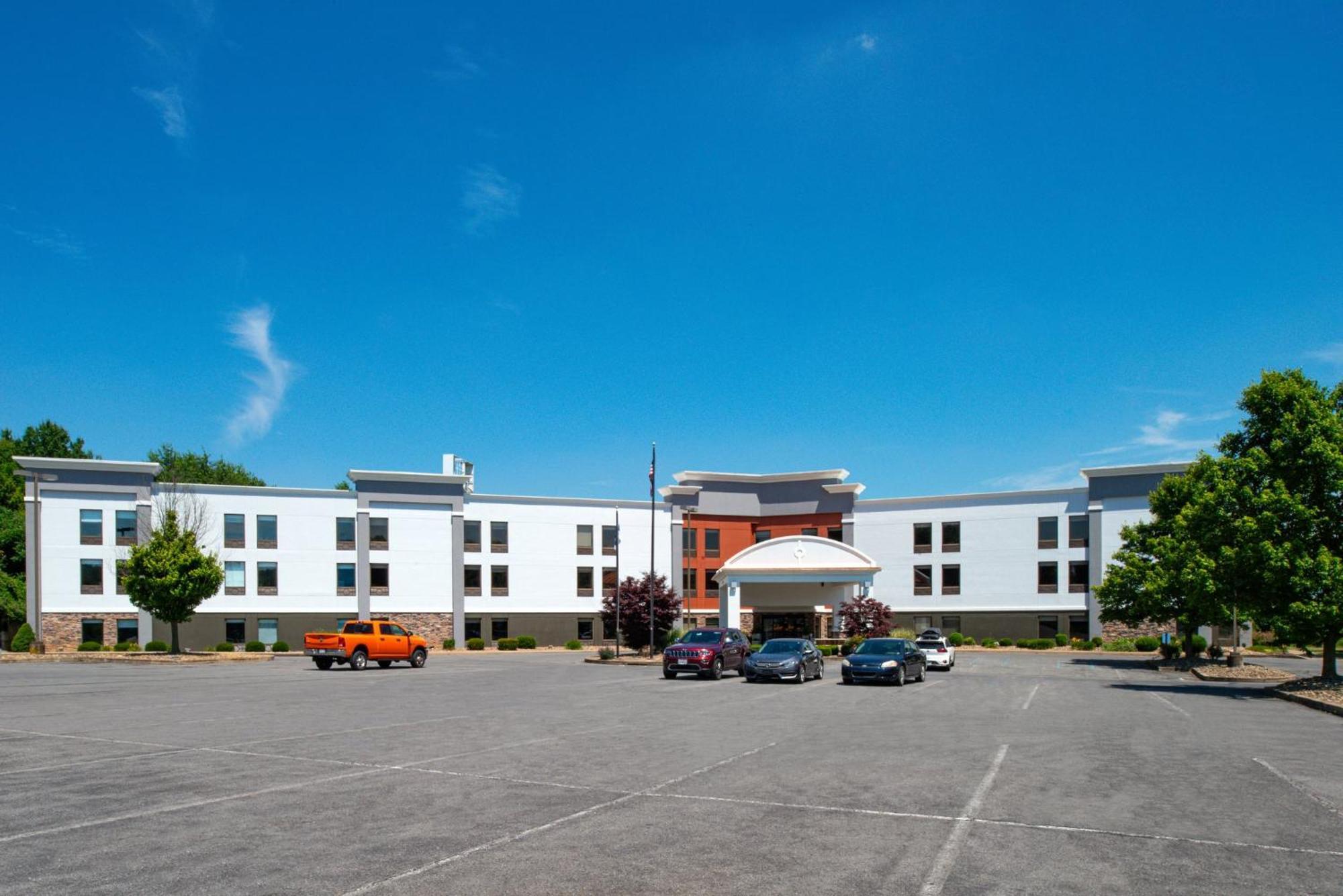 Holiday Inn Express Lewisburg - New Columbia By Ihg Eksteriør billede