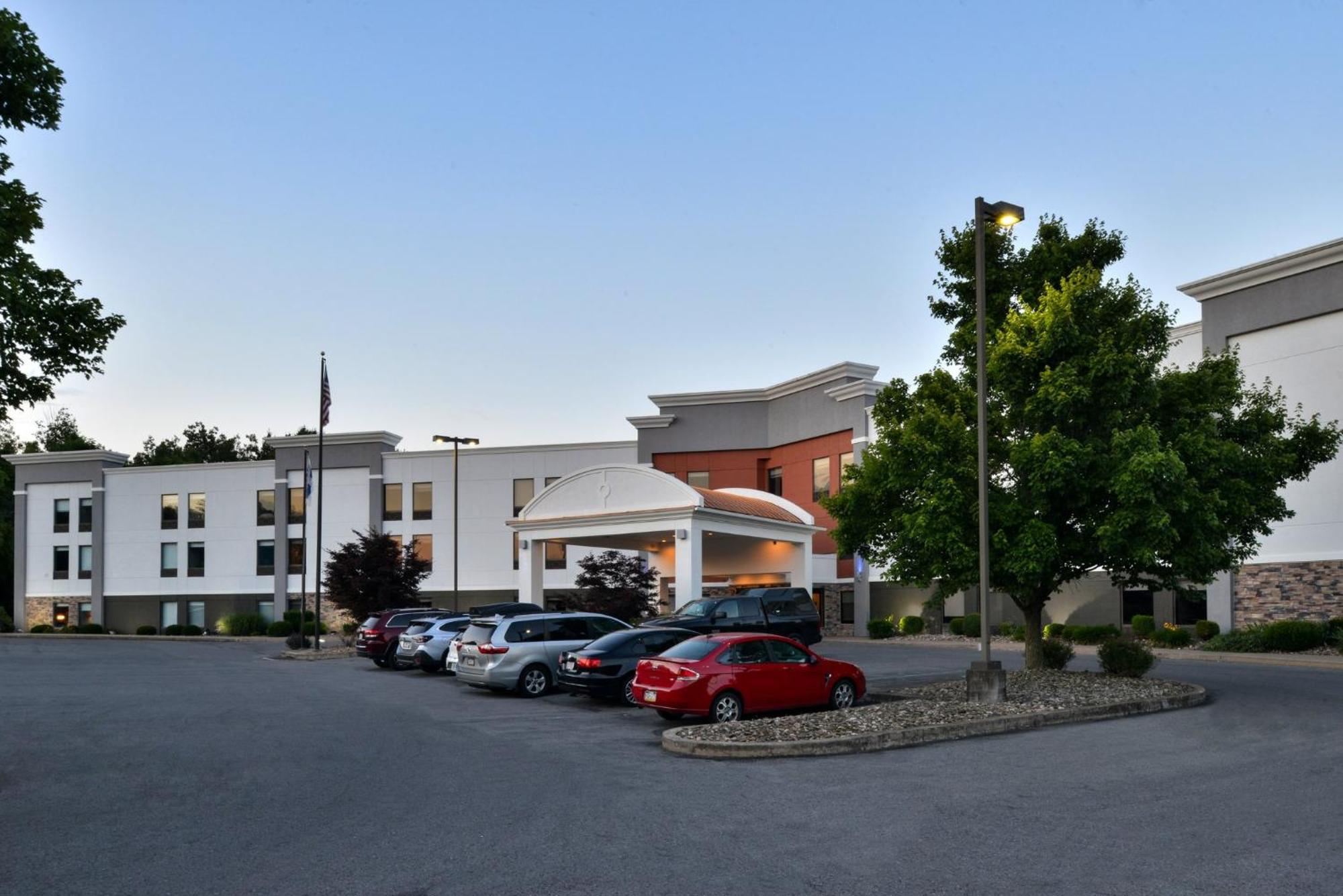 Holiday Inn Express Lewisburg - New Columbia By Ihg Eksteriør billede